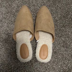 Target - Slip on sandals